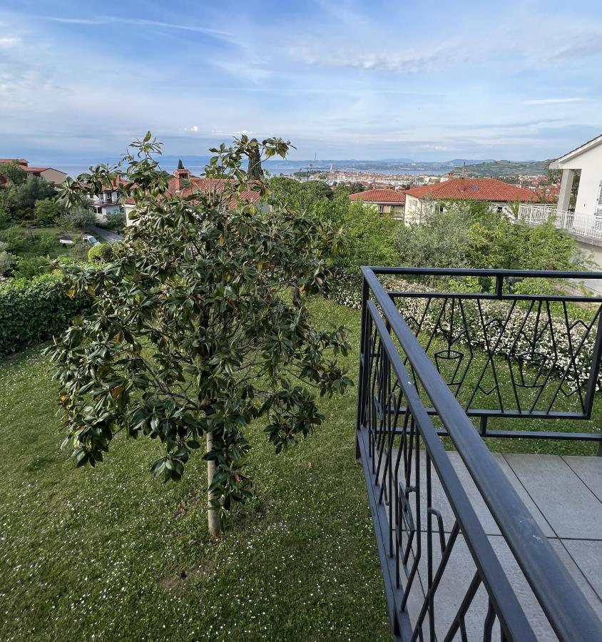 Magnolia Apartments Izola Esterno foto