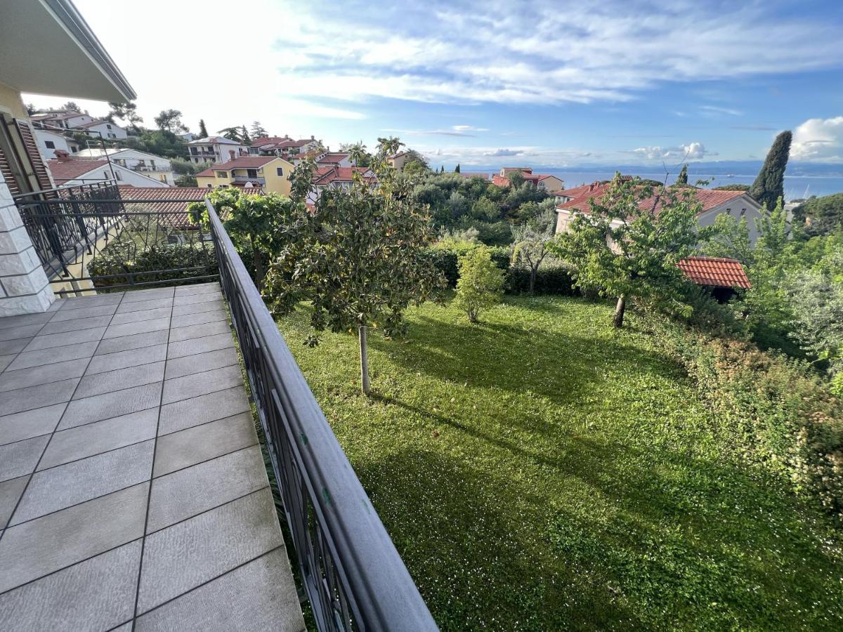 Magnolia Apartments Izola Esterno foto