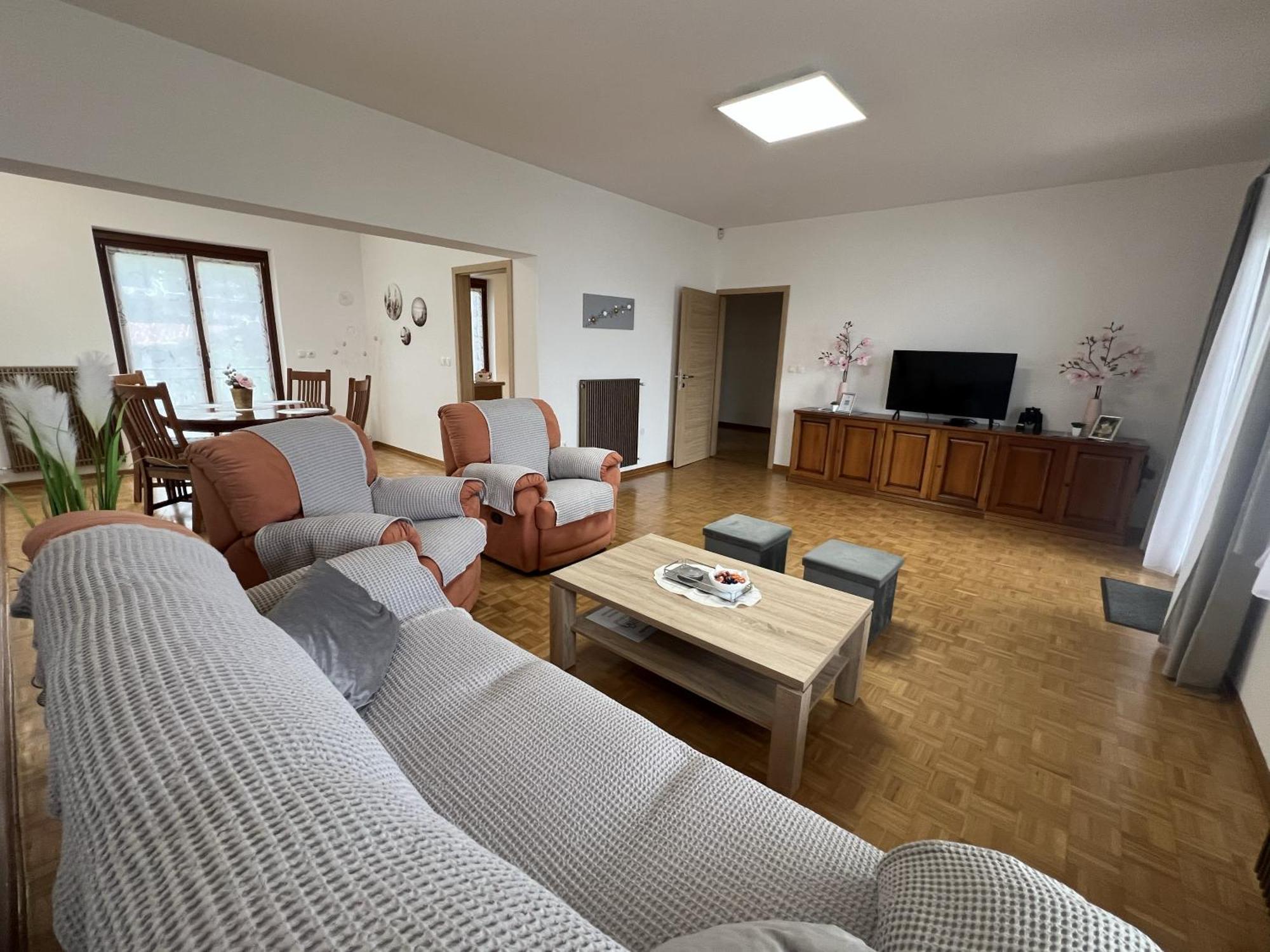 Magnolia Apartments Izola Esterno foto